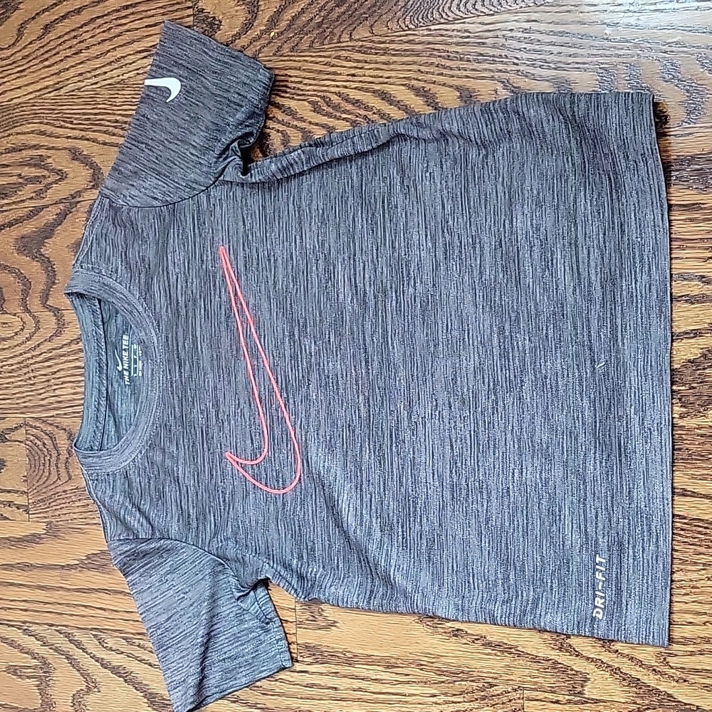 Nike kids dri fit tee